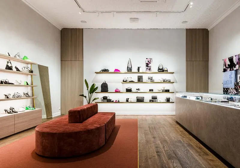 Jak sprytne triki sklepów omijają zakaz handlu?