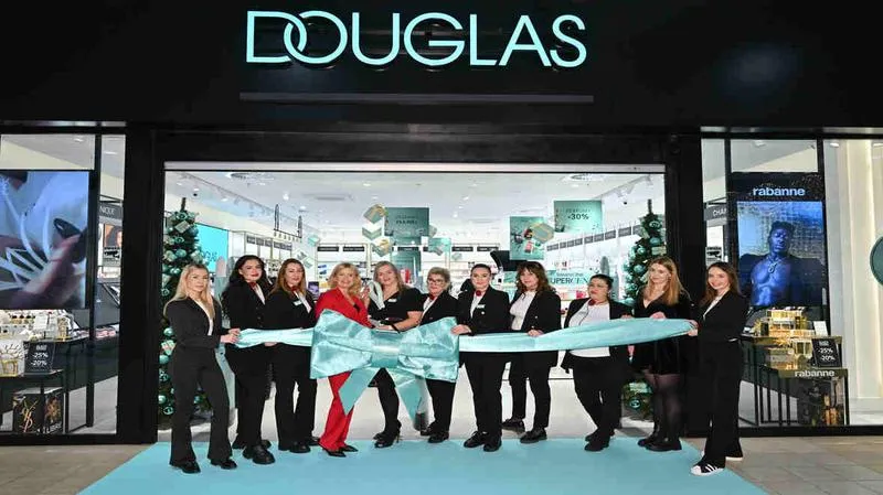 Sprawdzamy, czy sklep Douglas jest otwarty dzisiaj – co warto wiedzieć?